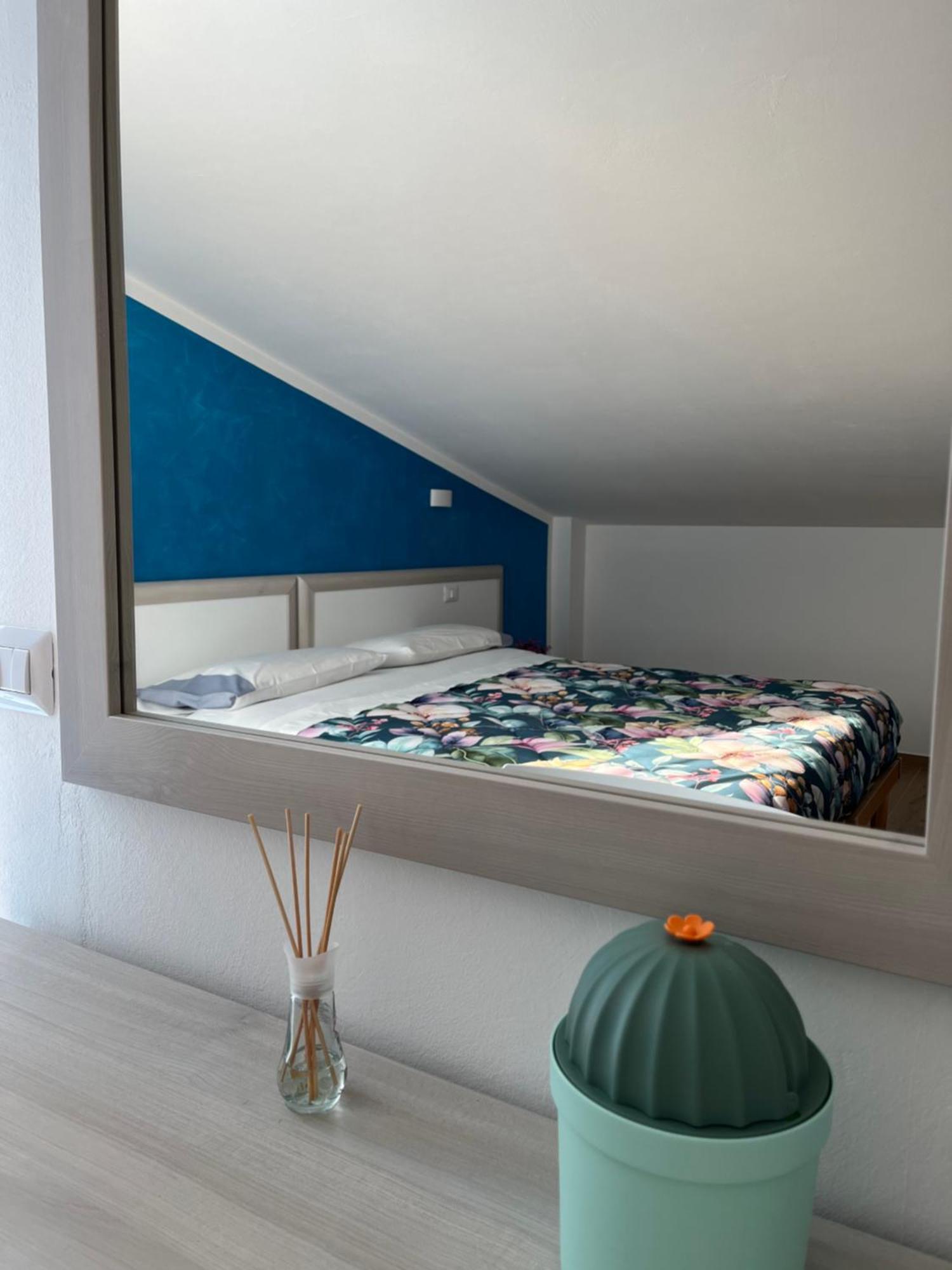 B&B Niu Susu Ланузеи Екстериор снимка